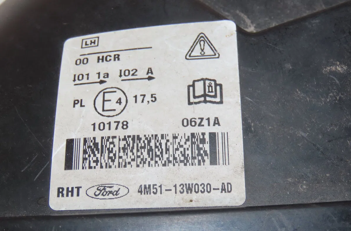 Phare gauche Ford FOCUS II (DA_, HCP, DP) 2.0 tdci (2004-2008) occasion