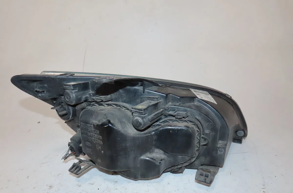 Phare gauche Ford FOCUS II (DA_, HCP, DP) 2.0 tdci (2004-2008) occasion