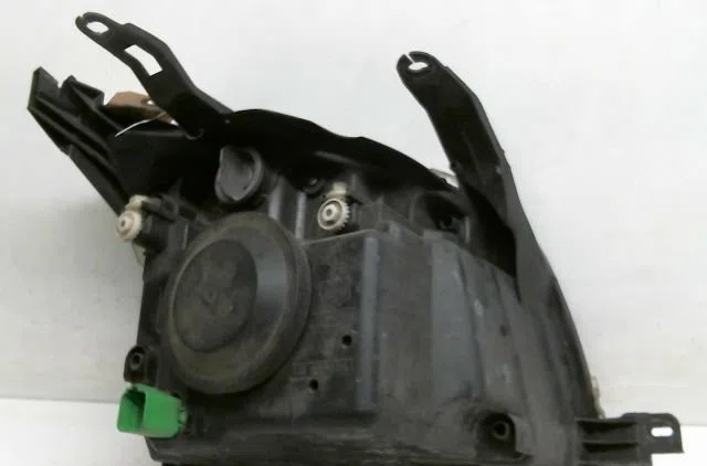 Phare gauche Ford FUSION (JU_) 1.4 tdci (2002-2012) 5 portes occasion