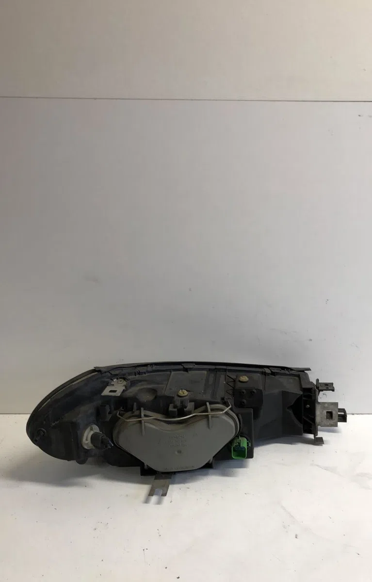 Phare gauche Ford MONDEO II Clipper (BNP) 1.8 i (1996-2000) occasion