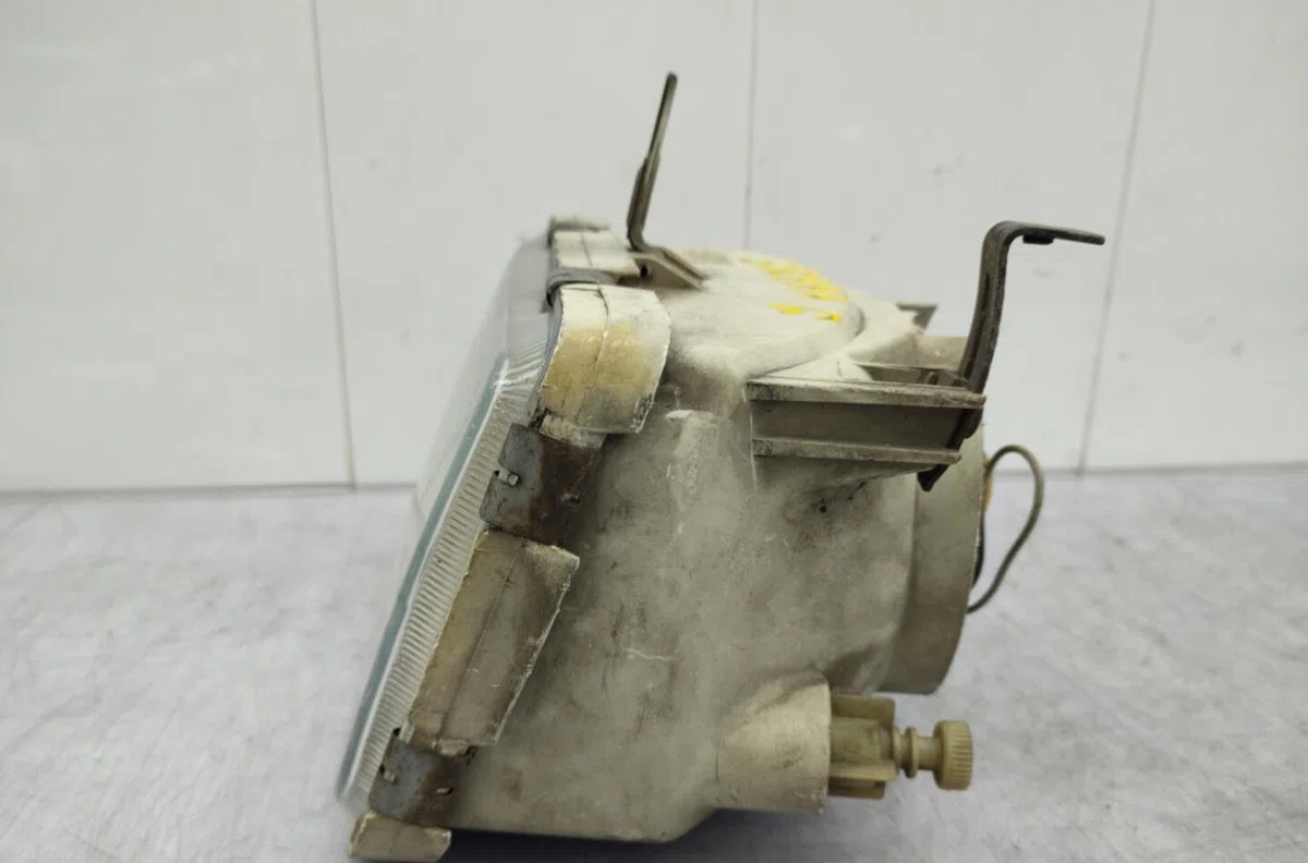 Phare gauche FORD SIERRA PHASE 2 occasion