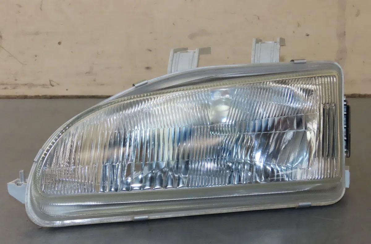 Phare gauche Honda CIVIC V Hatchback (EG) 1.3 16v (eg3) (1991-1995) occasion
