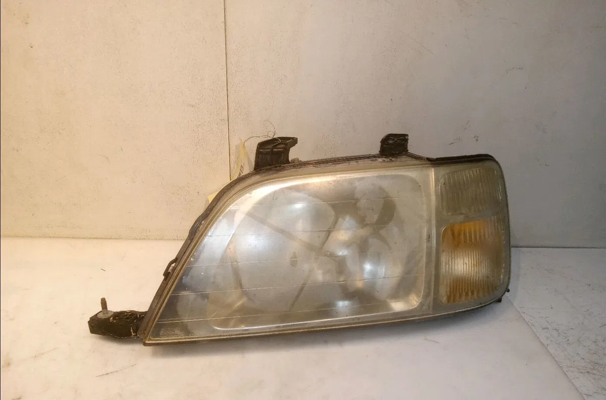 Phare gauche Honda CR-V I (RD) 2.0 16v 4wd (rd1, rd3) (1995-2001) occasion