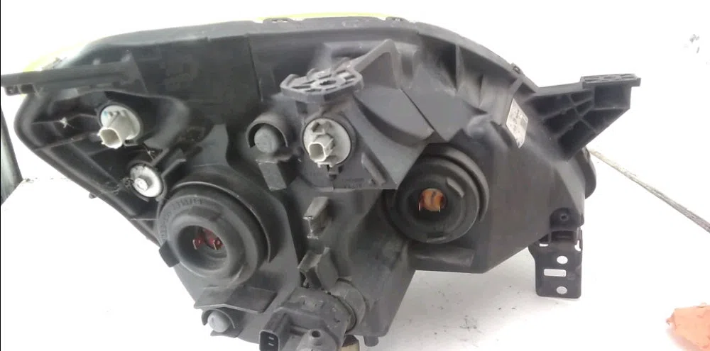 Phare gauche Honda CR-V II (RD_) 2.2 ctdi (rd9) (2005-2006) occasion
