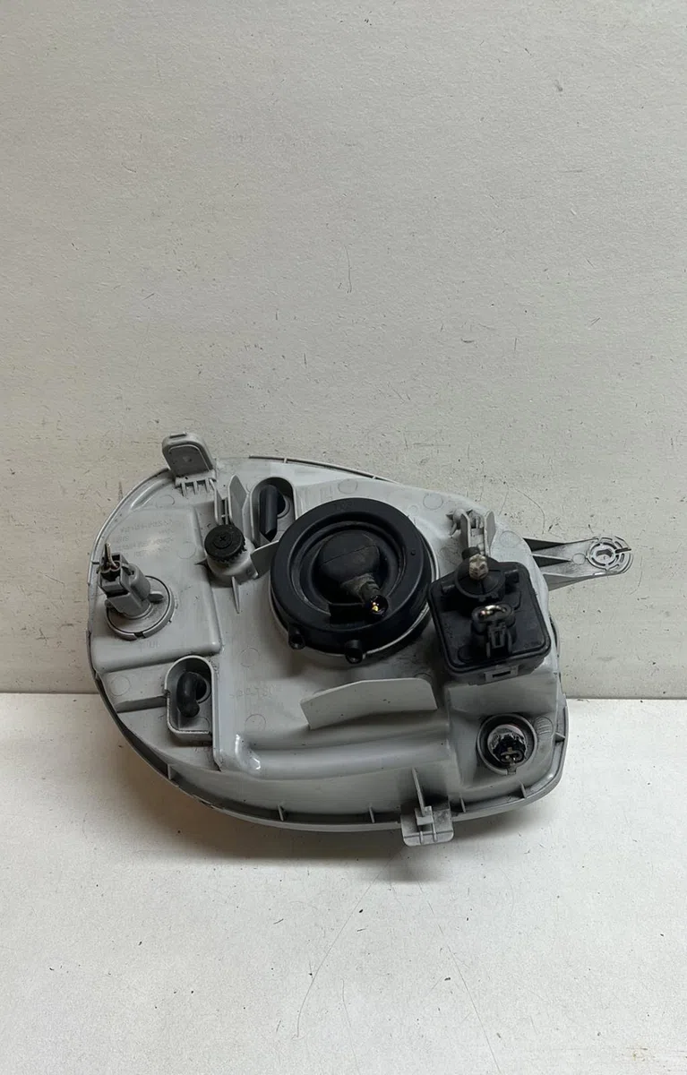 Phare gauche Hyundai ATOS (MX) 1.0 i (1998-2000) occasion