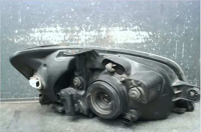 Phare gauche Hyundai GETZ (TB) 1.1 (2002-2005) occasion