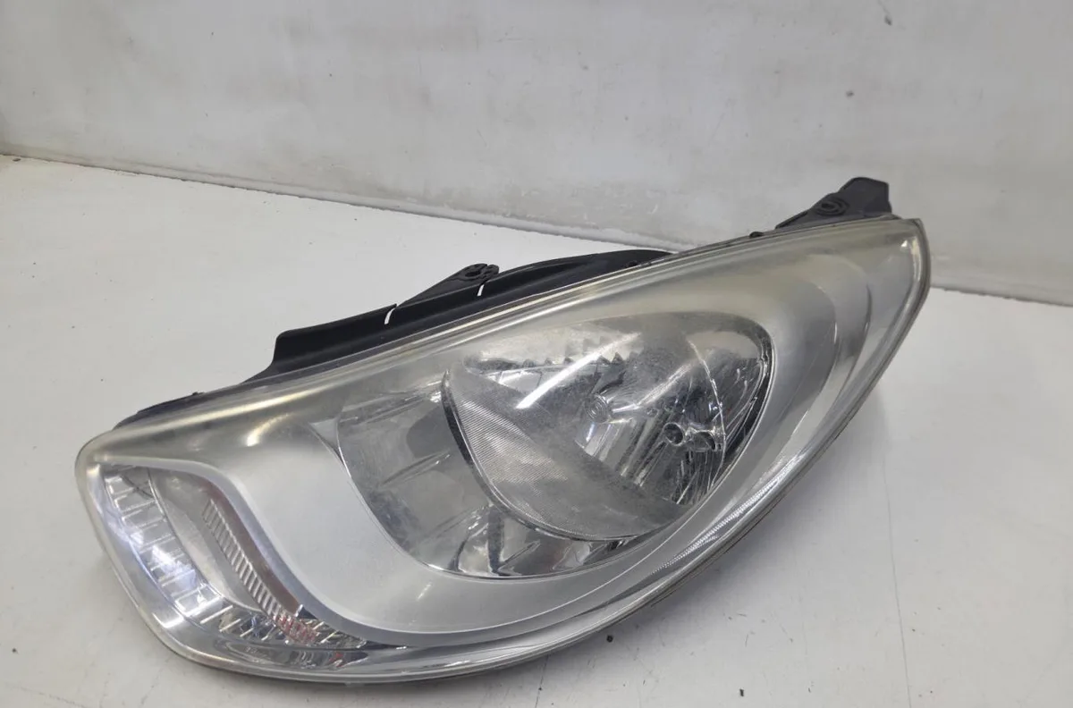 Phare gauche HYUNDAI I 10 1 PHASE 2 occasion