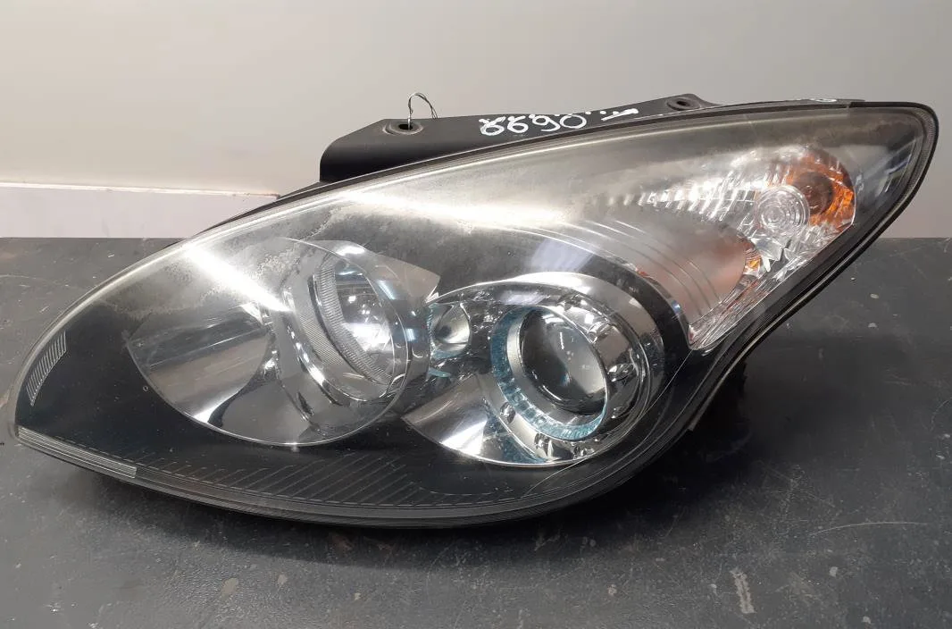 Phare gauche Hyundai I30 (FD) 1.6 crdi (2007-2011) occasion
