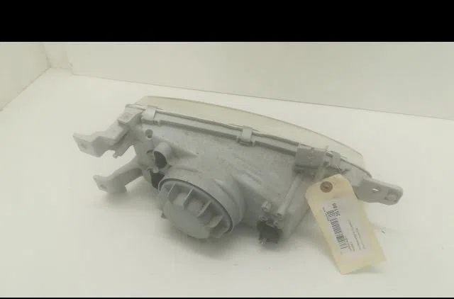 Phare gauche Hyundai PONY I (X-3) 1.3 i 12v (1994-2000) occasion