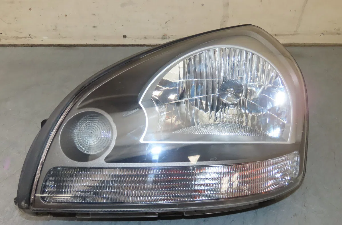Phare gauche Hyundai TUCSON (JM) 2.0 crdi traction intégrale (2004-2010) 5 portes occasion