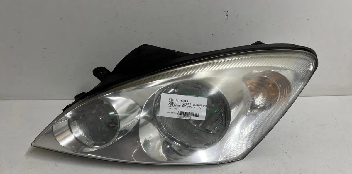 Phare gauche Kia CEE'D SW (ED) 1.6 crdi 115 (2007-2012) occasion