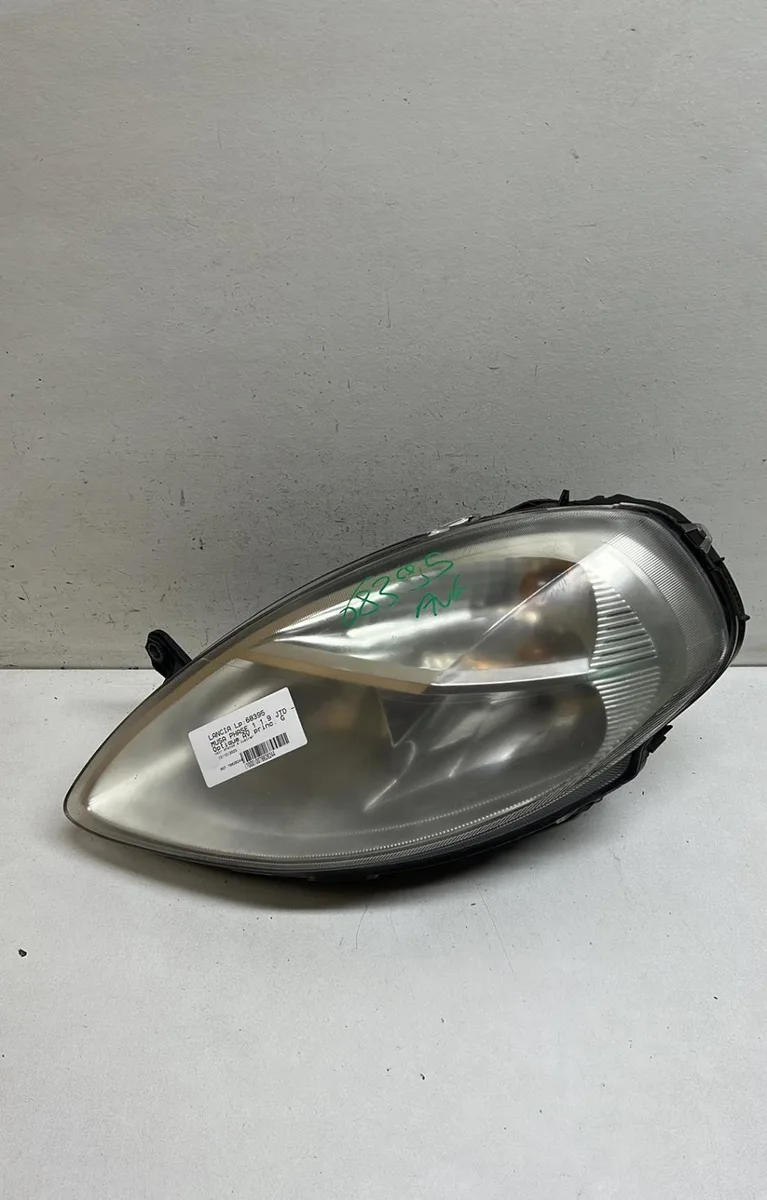 Phare gauche Lancia MUSA (350_) 1.9 d multijet (350.axc1a) (2004-2012) occasion