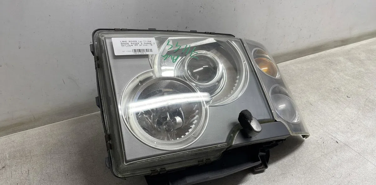 Phare gauche Land rover RANGE ROVER III (L322) 3.0 d 4x4 (2002-2012) occasion