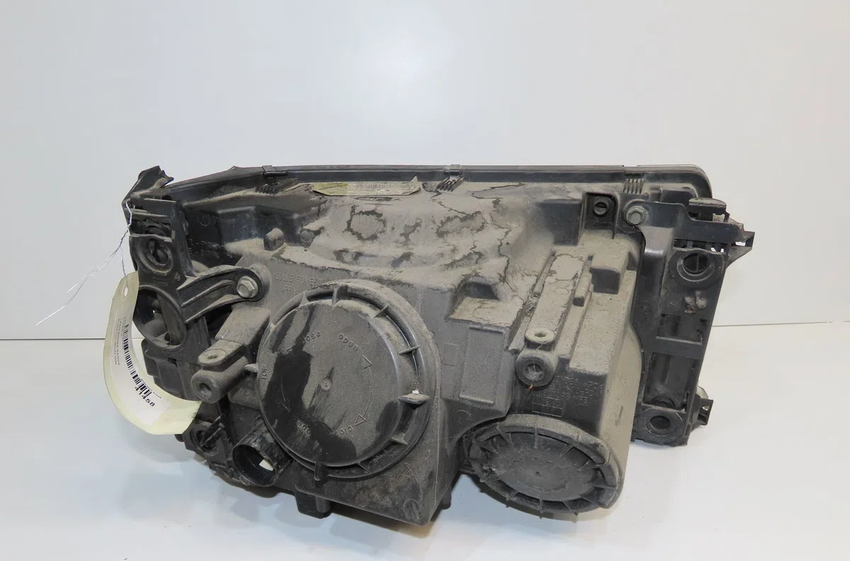 Phare gauche Land rover RANGE ROVER SPORT I (L320) 2.7 d 4x4 (2005-2013) occasion