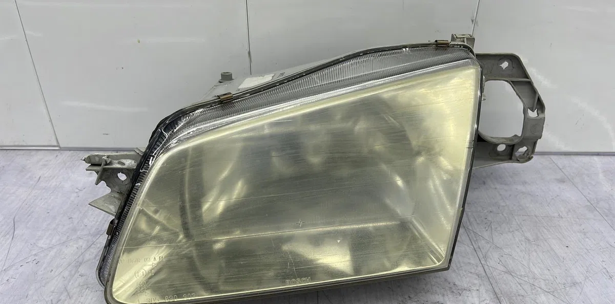 Phare gauche MAZDA 323 6 occasion