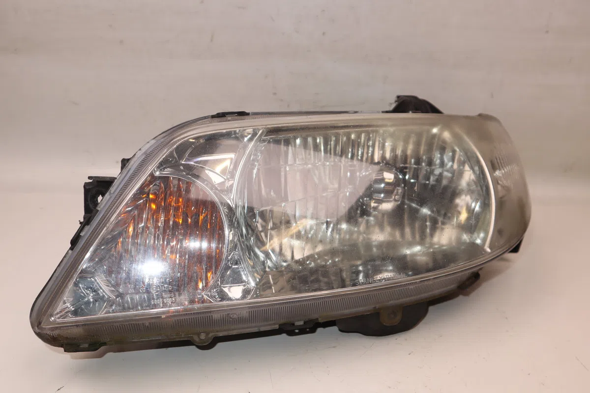 Phare gauche Mazda 323 F VI (BJ) 2.0 td (1998-2001) 5 portes occasion