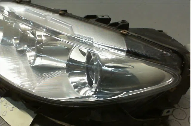Phare gauche Mazda 6 Hatchback (GG) 2.0 di (gg14) (2002-2007) occasion