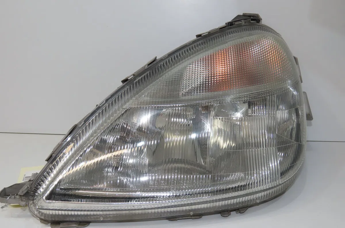 Phare gauche Mercedes-benz CLASSE A (W168) A 160 (168.033, 168.133) (1997-2004) occasion
