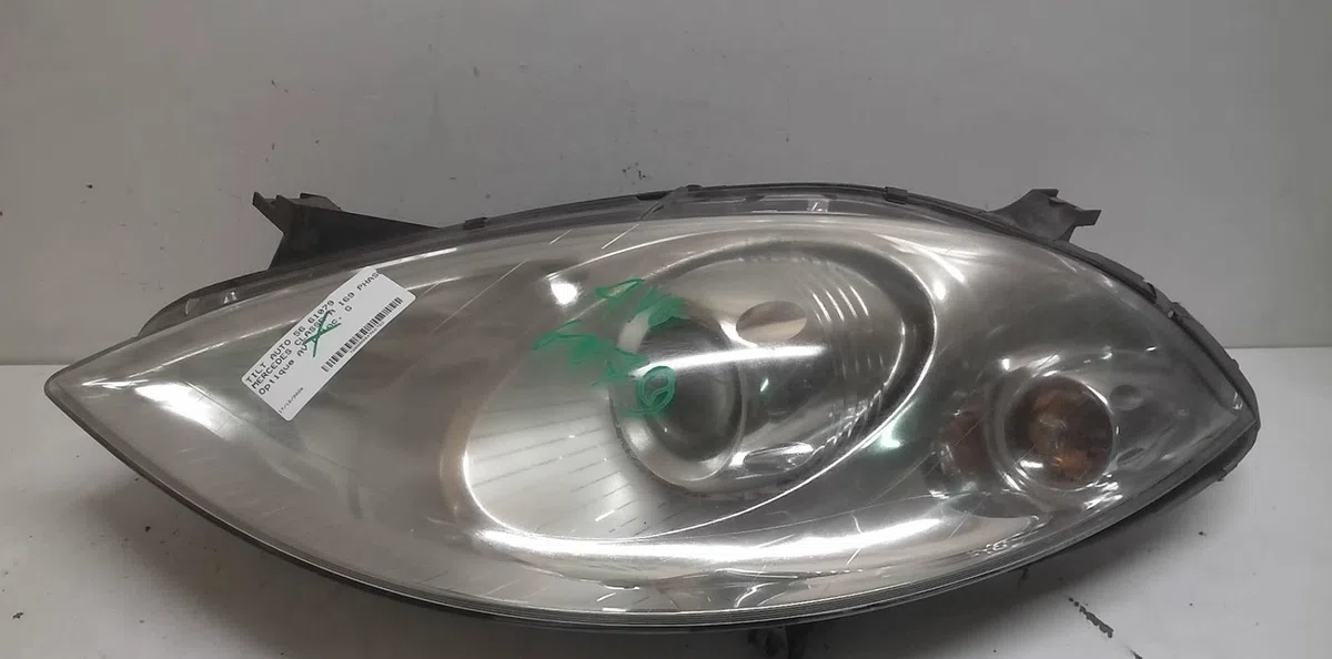 Phare gauche Mercedes-benz CLASSE A (W169) A 150 (169.031, 169.331) (2004-2012) occasion
