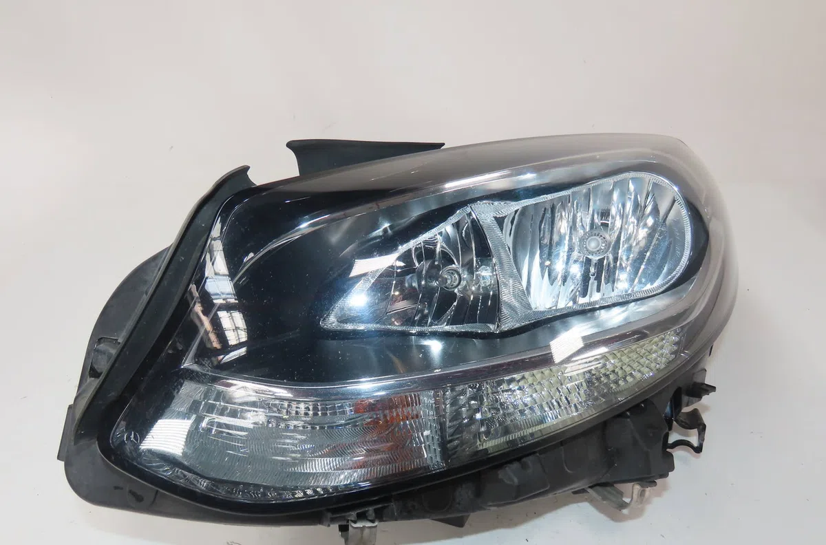 Phare gauche Mercedes-benz CLASSE B Sports Tourer (W246, W242) B 180 cdi - d (246.212) (2013-2018) occasion