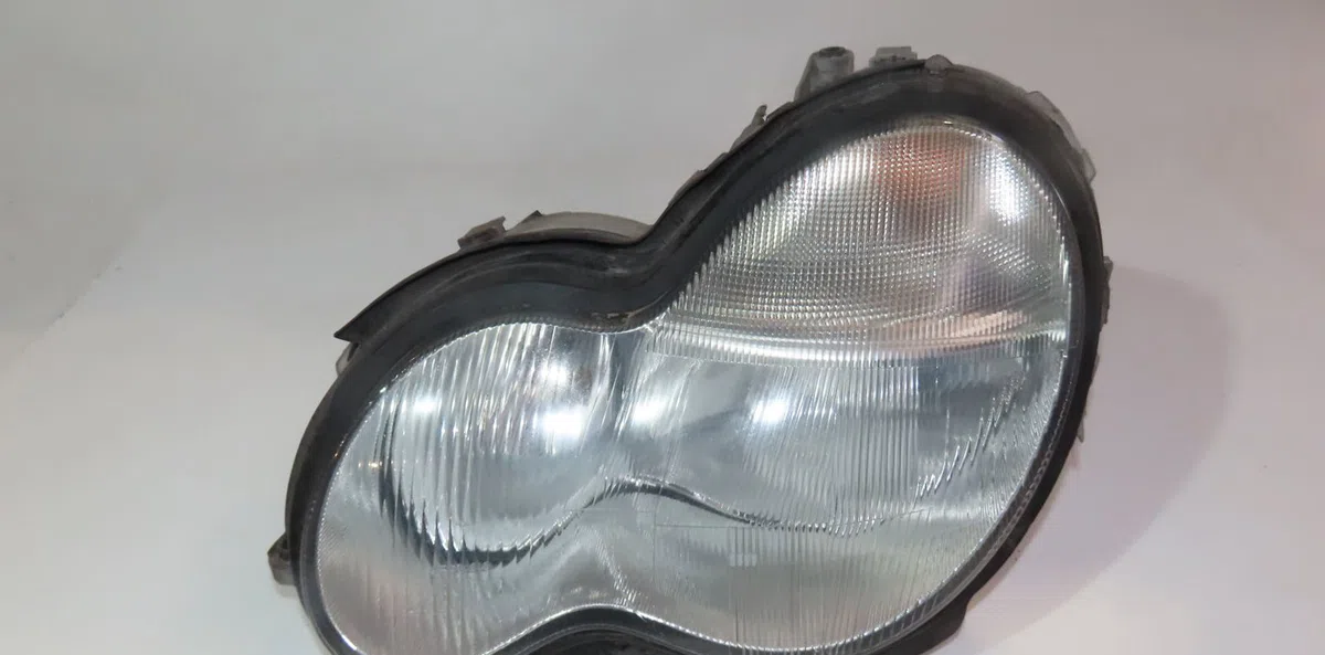 Phare gauche Mercedes-benz CLASSE C T-Model (S203) C 220 cdi (203.206) (2001-2007) occasion