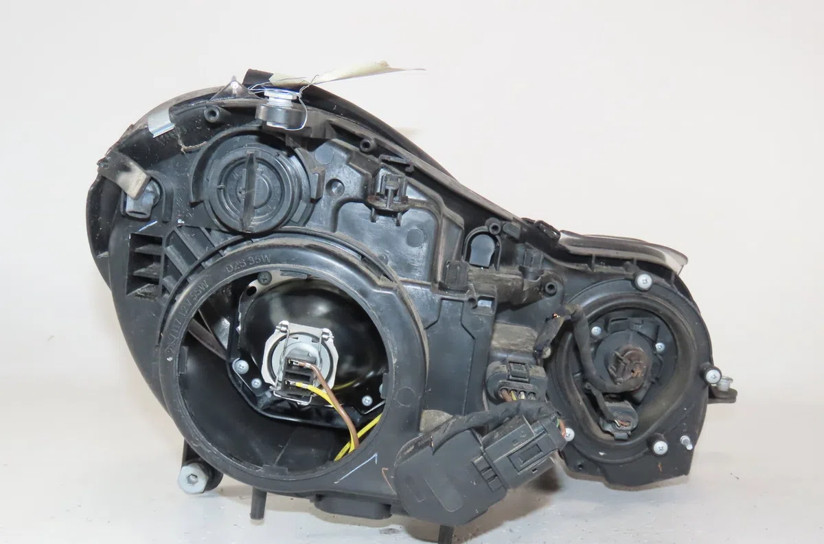 Phare gauche Mercedes-benz CLASSE E (W211) E 200 cdi (211.004) (2002-2008) occasion