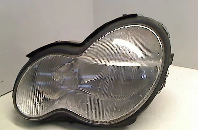Phare gauche MERCEDES CLASSE C II C 200 CDI 116ch occasion