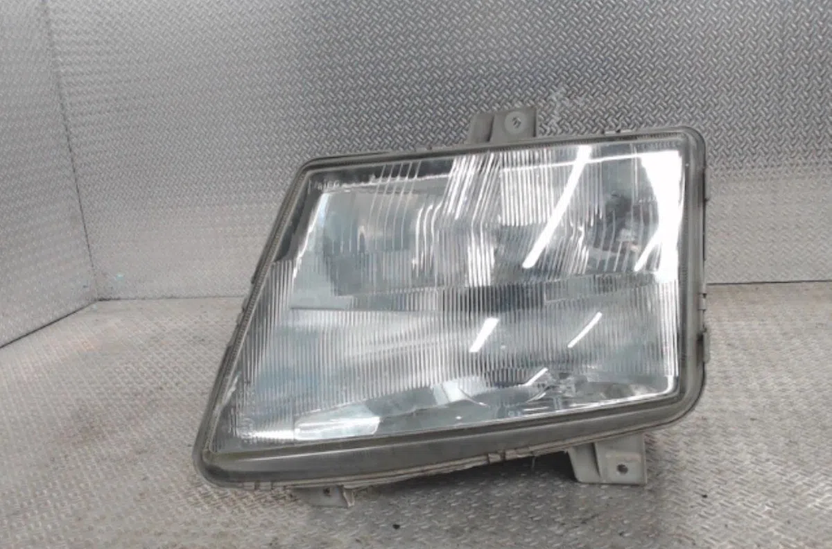 Phare gauche MERCEDES VITO 638  VITO 638 occasion