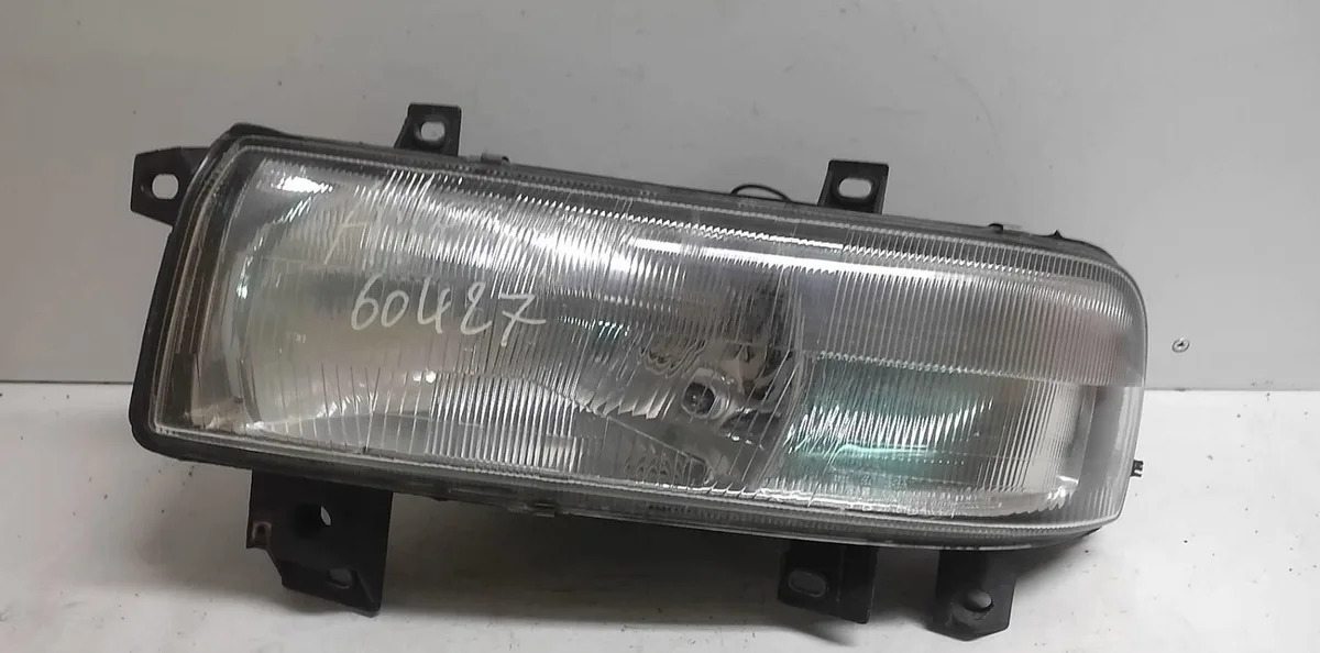 Phare gauche Nissan INTERSTAR Camionnette (X70) Dci 90 (2002) occasion