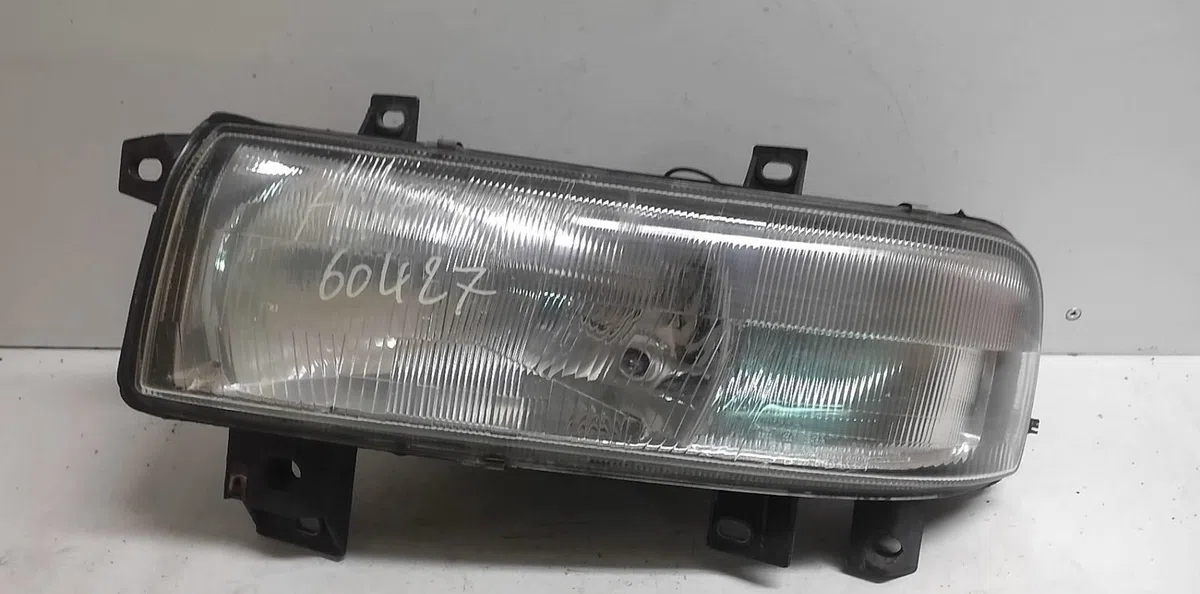 Phare gauche Nissan INTERSTAR Camionnette (X70) Dci 90 (2002) occasion