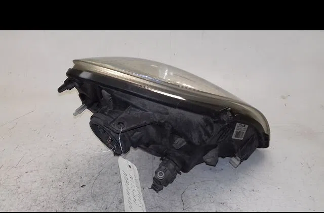 Phare gauche Nissan KUBISTAR Camionnette (X76) 1.5 dci 70 (2005-2009) occasion