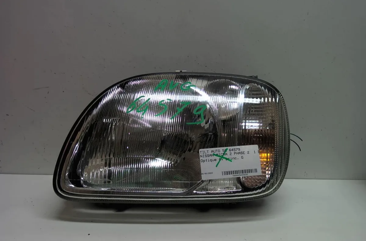 Phare gauche Nissan MICRA II (K11) 1.0 i 16v (1992-2000) occasion