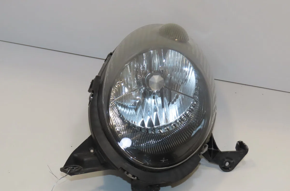 Phare gauche Nissan MICRA III (K12) 1.5 dci (2003-2010) occasion