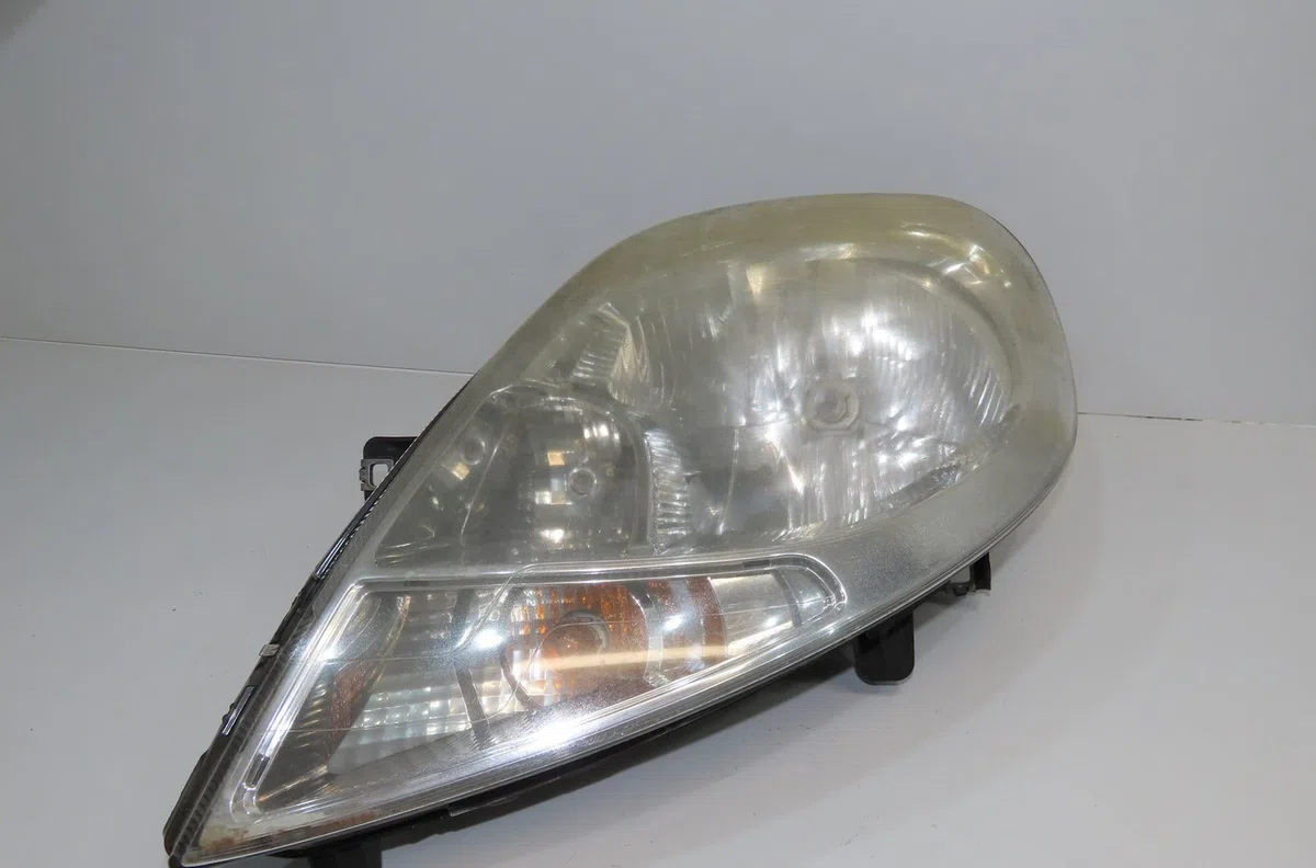 Phare gauche Nissan PRIMASTAR Camionnette (X83) 2.0 dci 115 (2006) occasion