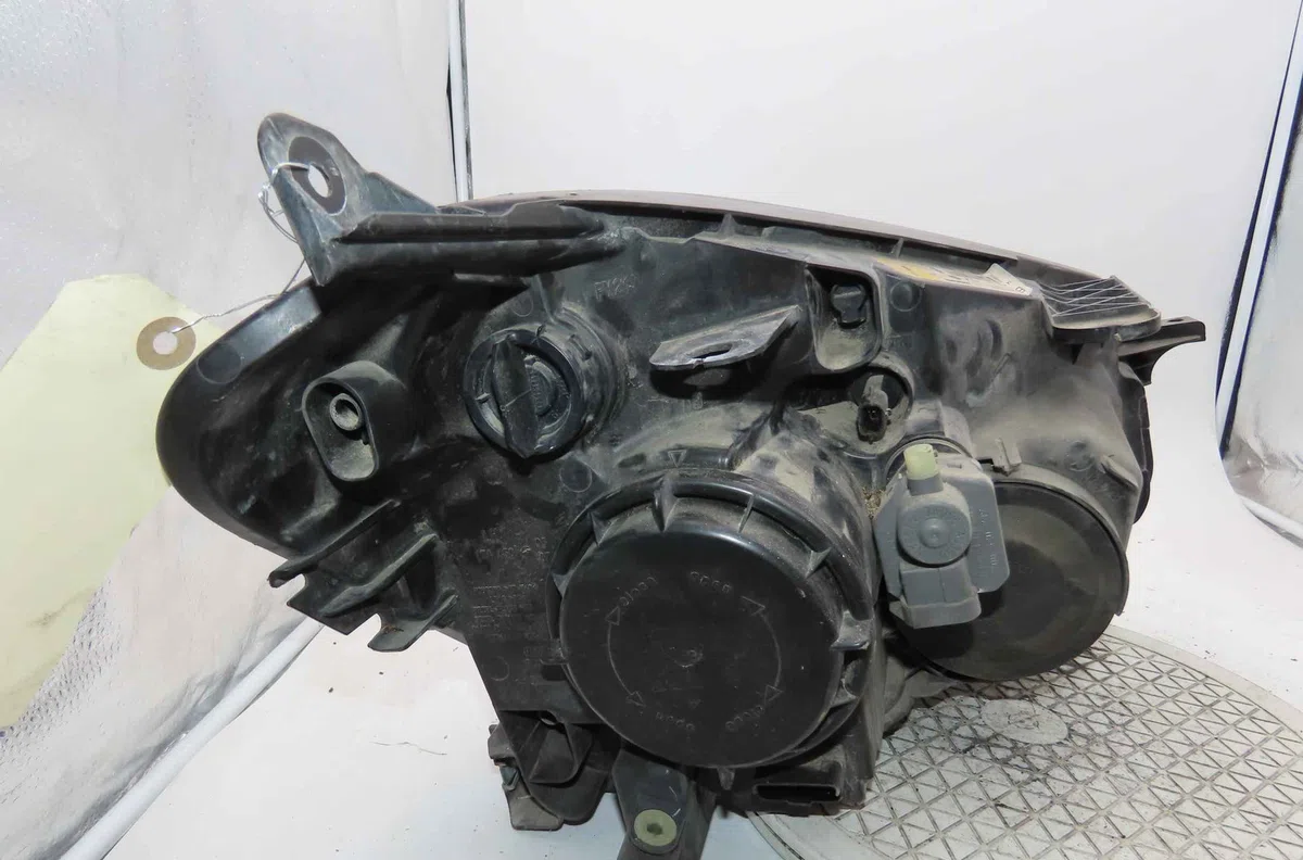 Phare gauche NISSAN QASHQAI I occasion