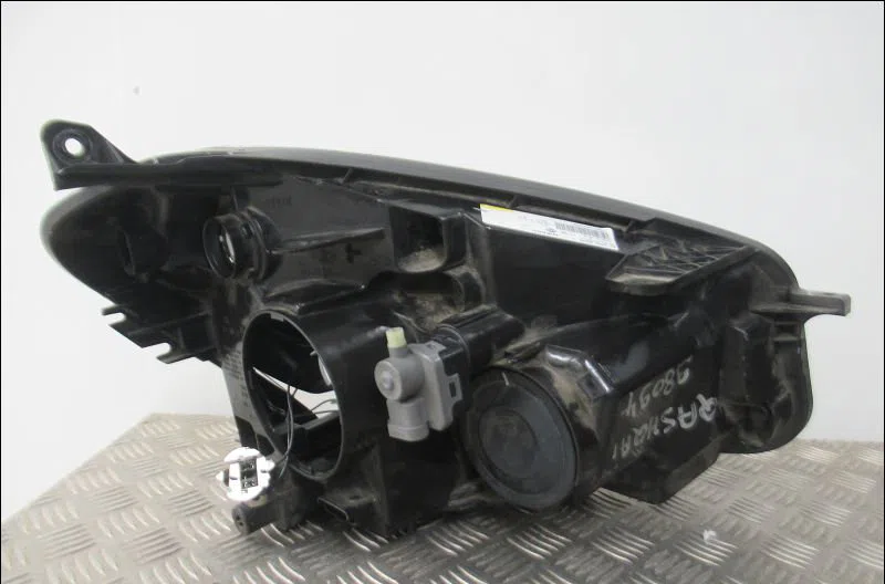 Phare gauche Nissan QASHQAI - QASHQAI 2 I (J10, NJ10, JJ10E) 1.5 dci (2010-2013) 5 portes occasion