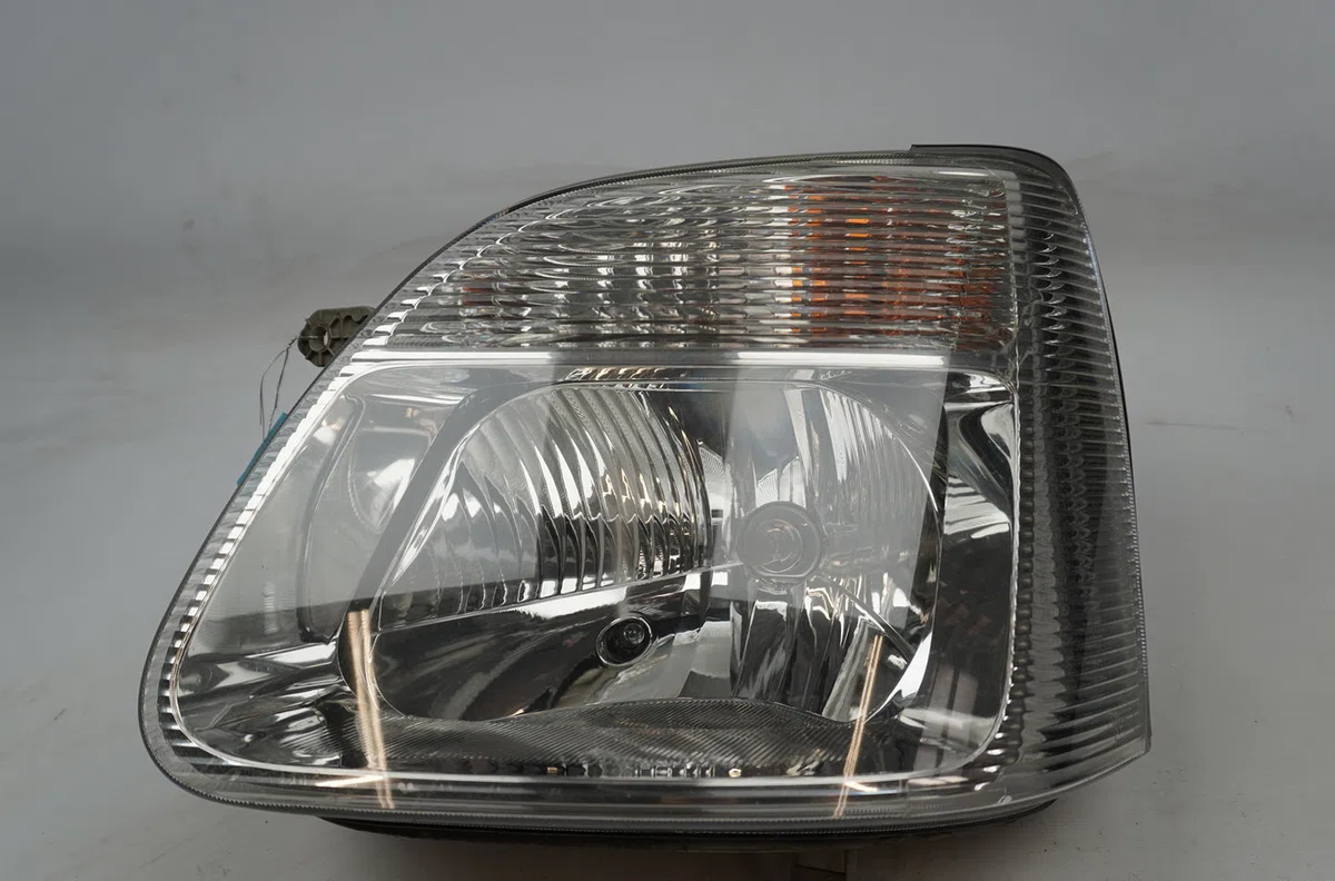 Phare gauche Opel AGILA (A) (H00) 1.2 16v twinport (f68) (2004-2007) occasion