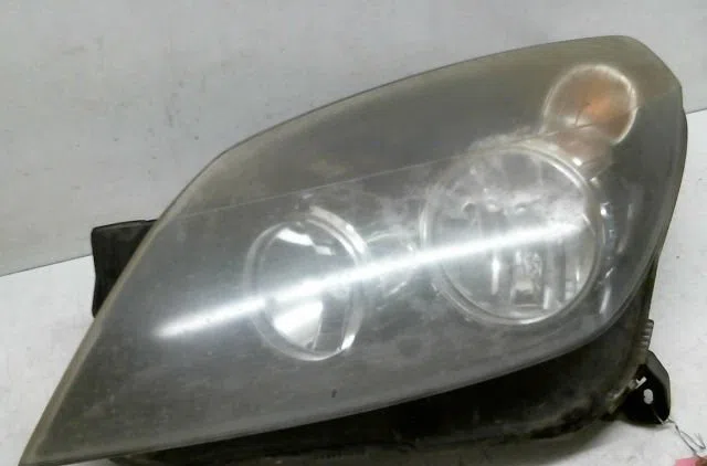 Phare gauche Opel ASTRA H GTC (A04) 1.7 cdti (l08) (2005-2010) 3 portes occasion