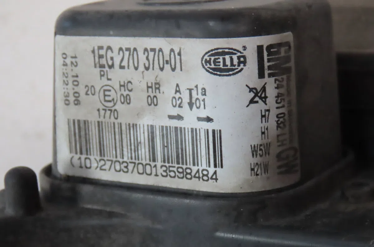 Phare gauche Opel ASTRA H TwinTop (A04) 1.9 cdti (l67) (2005-2010) occasion