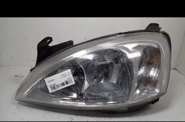 Phare gauche Opel CORSA C (X01) 1.0 (f08, f68) (2000-2003) occasion