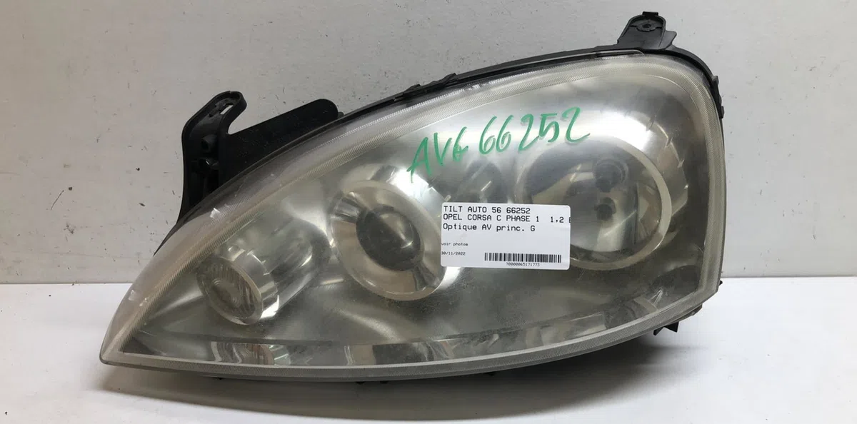 Phare gauche Opel CORSA C (X01) 1.2 (f08, f68) (2000-2009) occasion