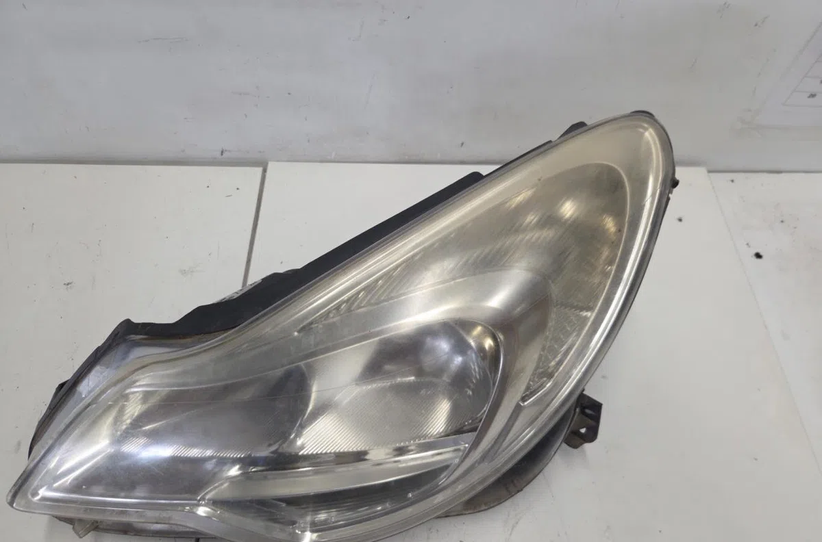 Phare gauche OPEL CORSA D PHASE 2 occasion