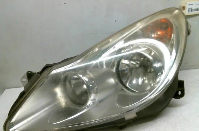 Phare gauche Opel CORSA D (S07) 1.3 cdti (l08, l68) (2006-2014) 3 portes occasion