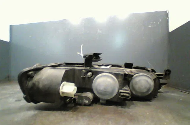 Phare gauche Opel VECTRA B 3-5 portes (J96) 2.2 dti 16v (f68) (2000-2002) occasion
