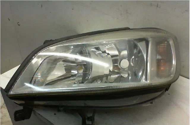 Phare gauche OPEL ZAFIRA I 1.6i 16v 100ch occasion