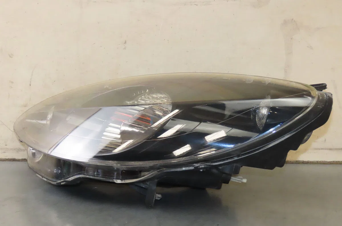 Phare gauche Peugeot 1007 (KM_) 1.4 hdi (2005) occasion