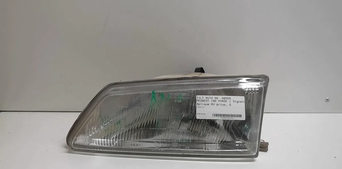 Phare gauche Peugeot 106 I (1A, 1C) 1.6 (1993-1996) occasion