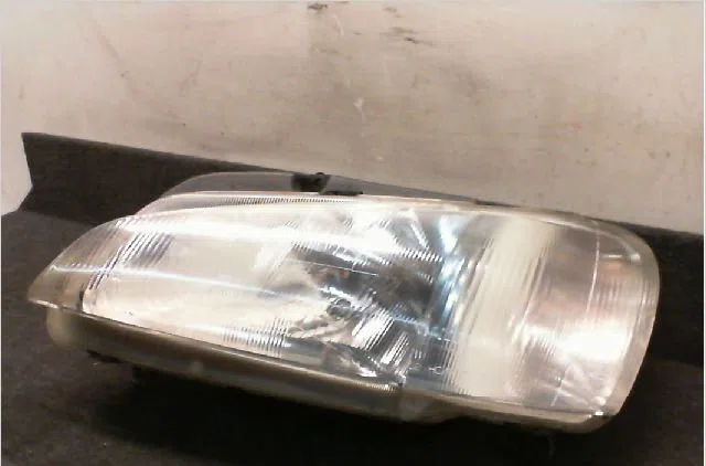 Phare gauche Peugeot 106 II (1A_, 1C_) 1.1 i (1996-2004) occasion