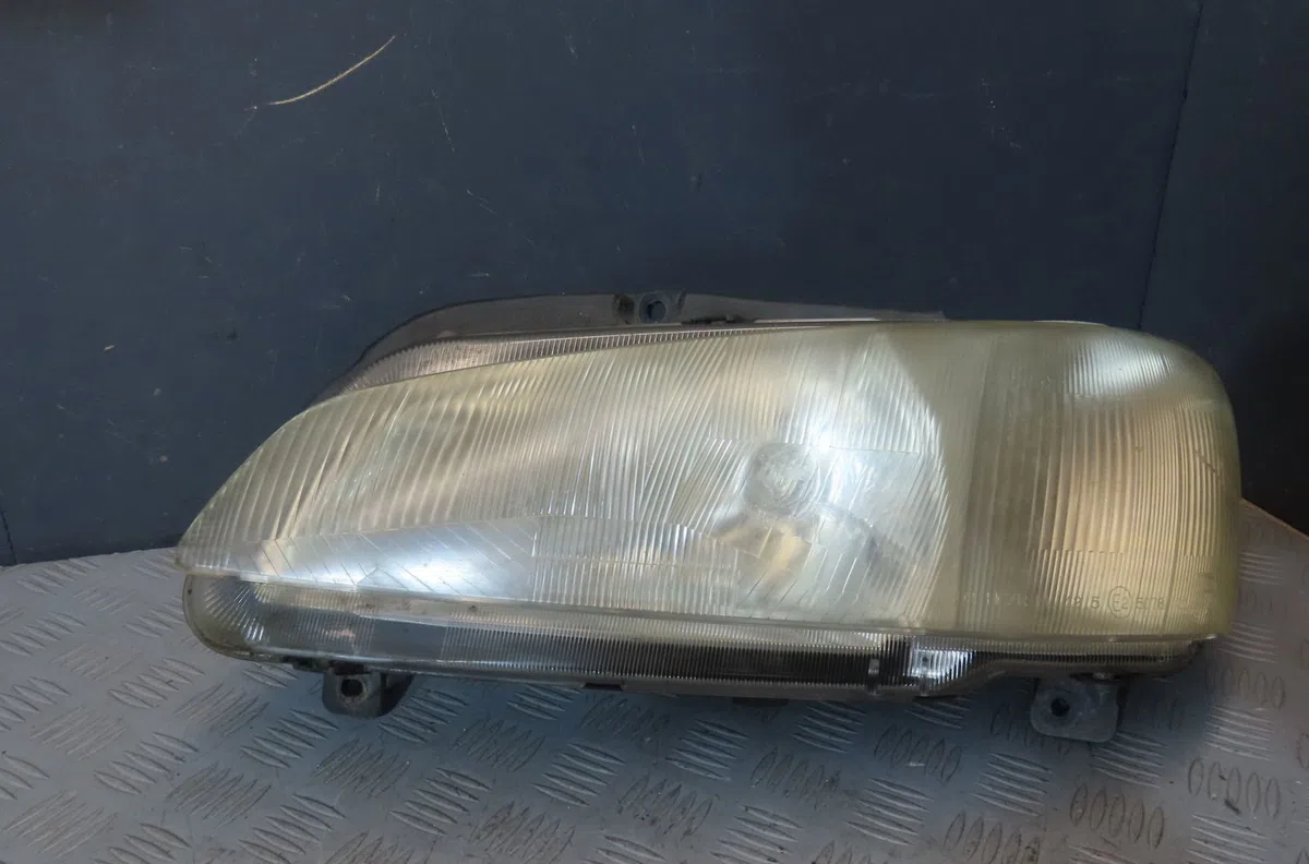 Phare gauche Peugeot 106 II (1A_, 1C_) 1.4 i (1996-2004) occasion
