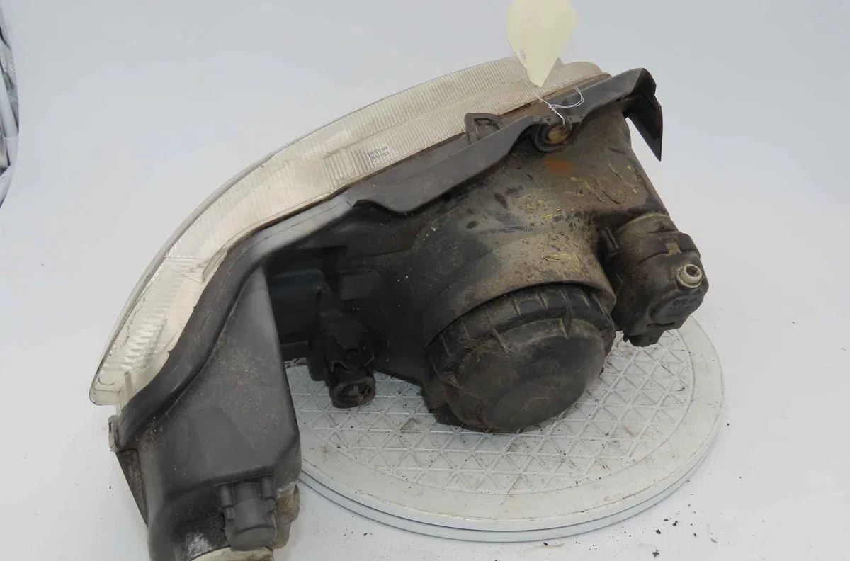 Phare gauche PEUGEOT 106 occasion